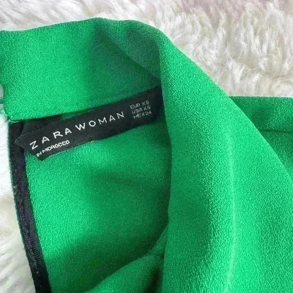 Zara Woman’s Green Sleeveless Blouse - Picture 4 of 9